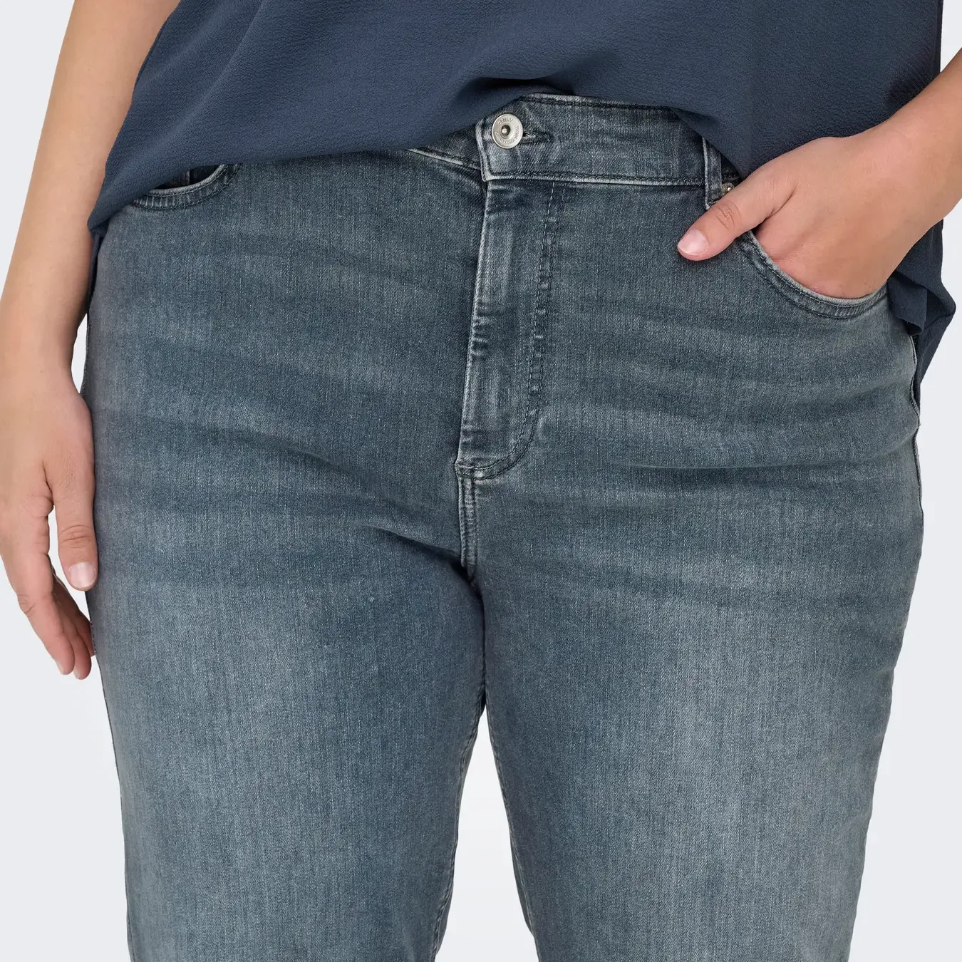 JEANS ONLY CARMAKOMA