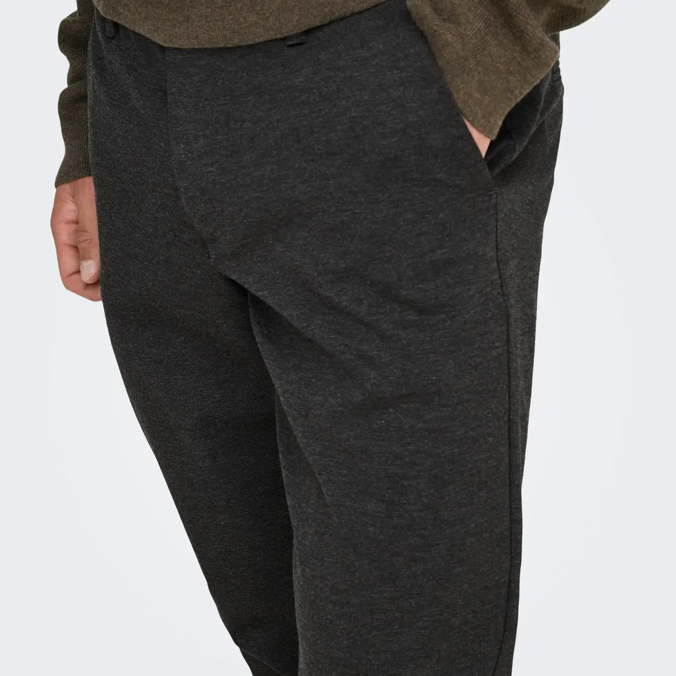 ONLY CHINO GRIS OSCURO