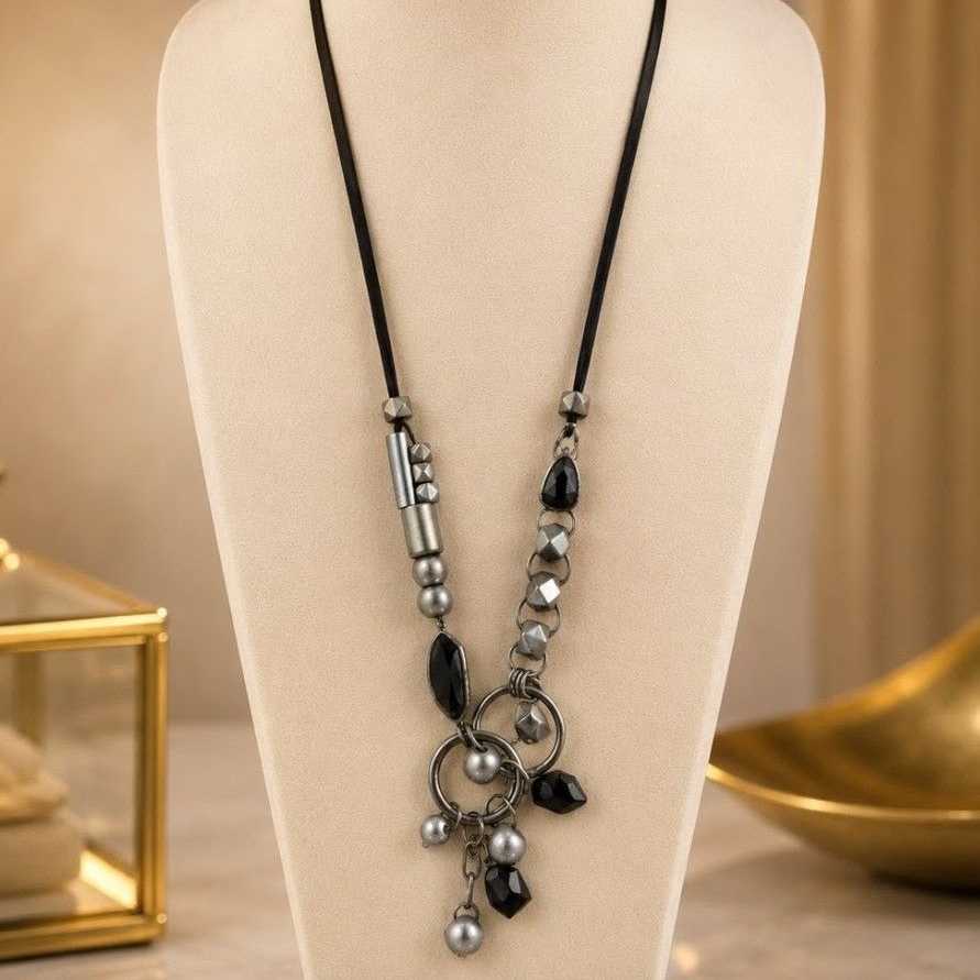 COLLAR LARGO