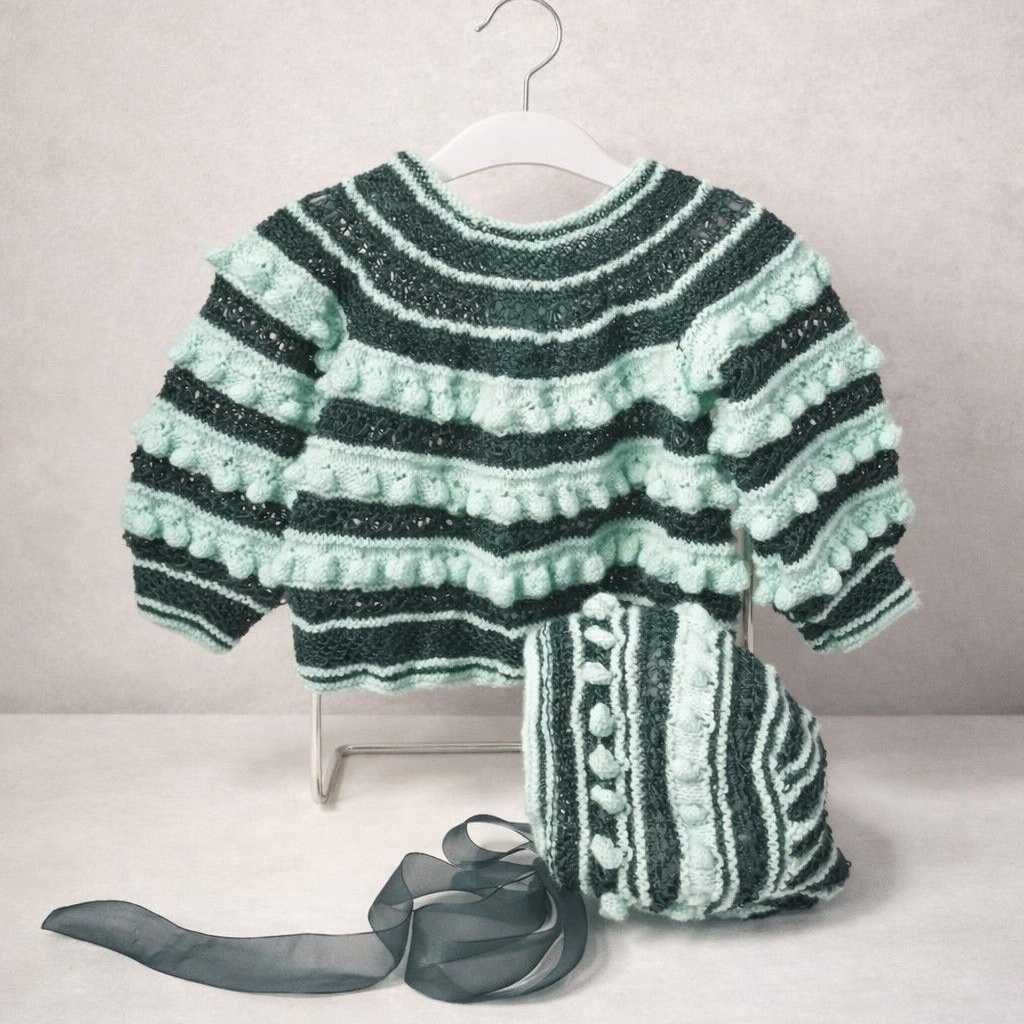 JUBÓN Y CAPOTA EN GAMA DE VERDES