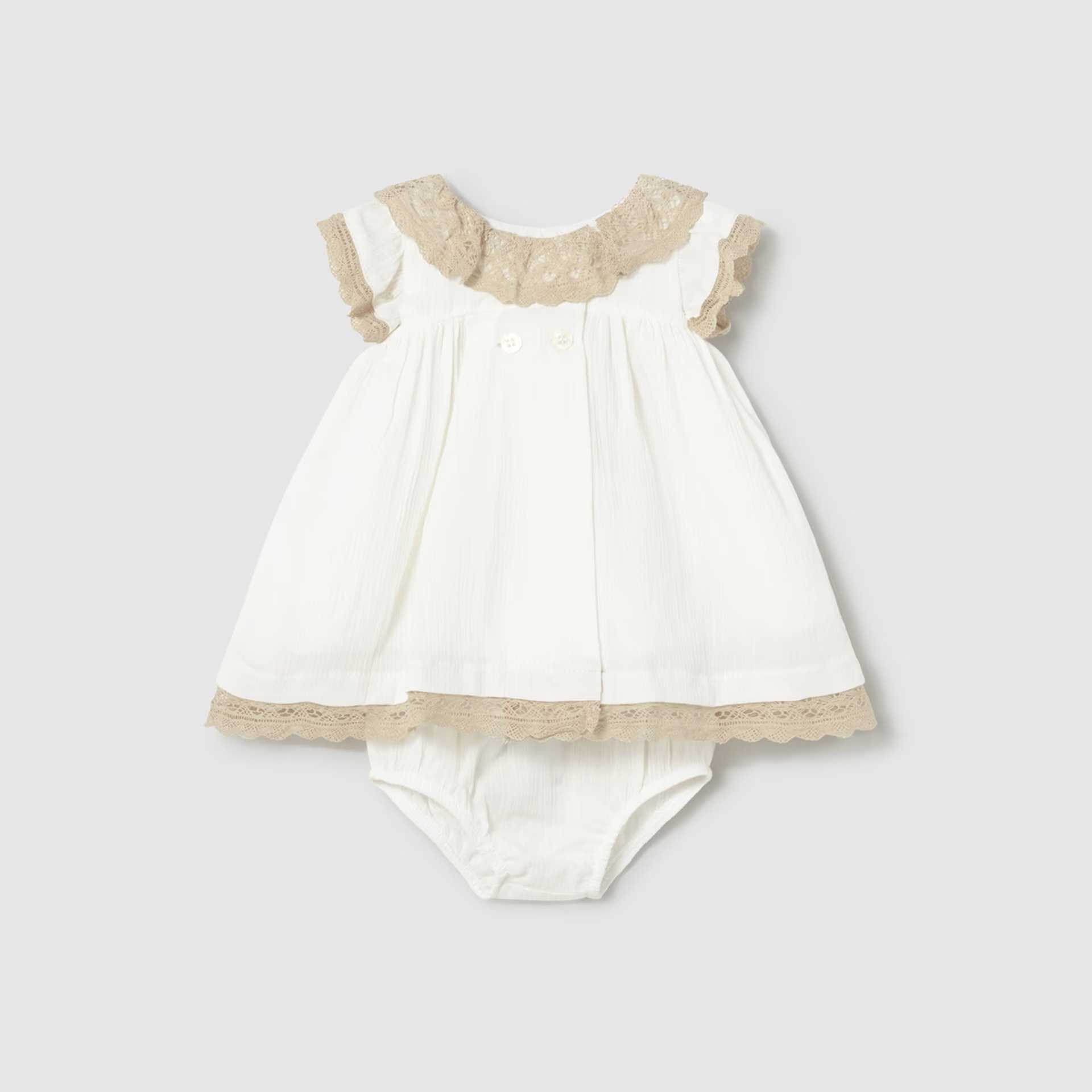 BEBÉ NIÑA 0 a 4 años. MAYORAL. VESTIDO CON CUBREPAÑAL CEREMONIA 26-1888-035 color NATA